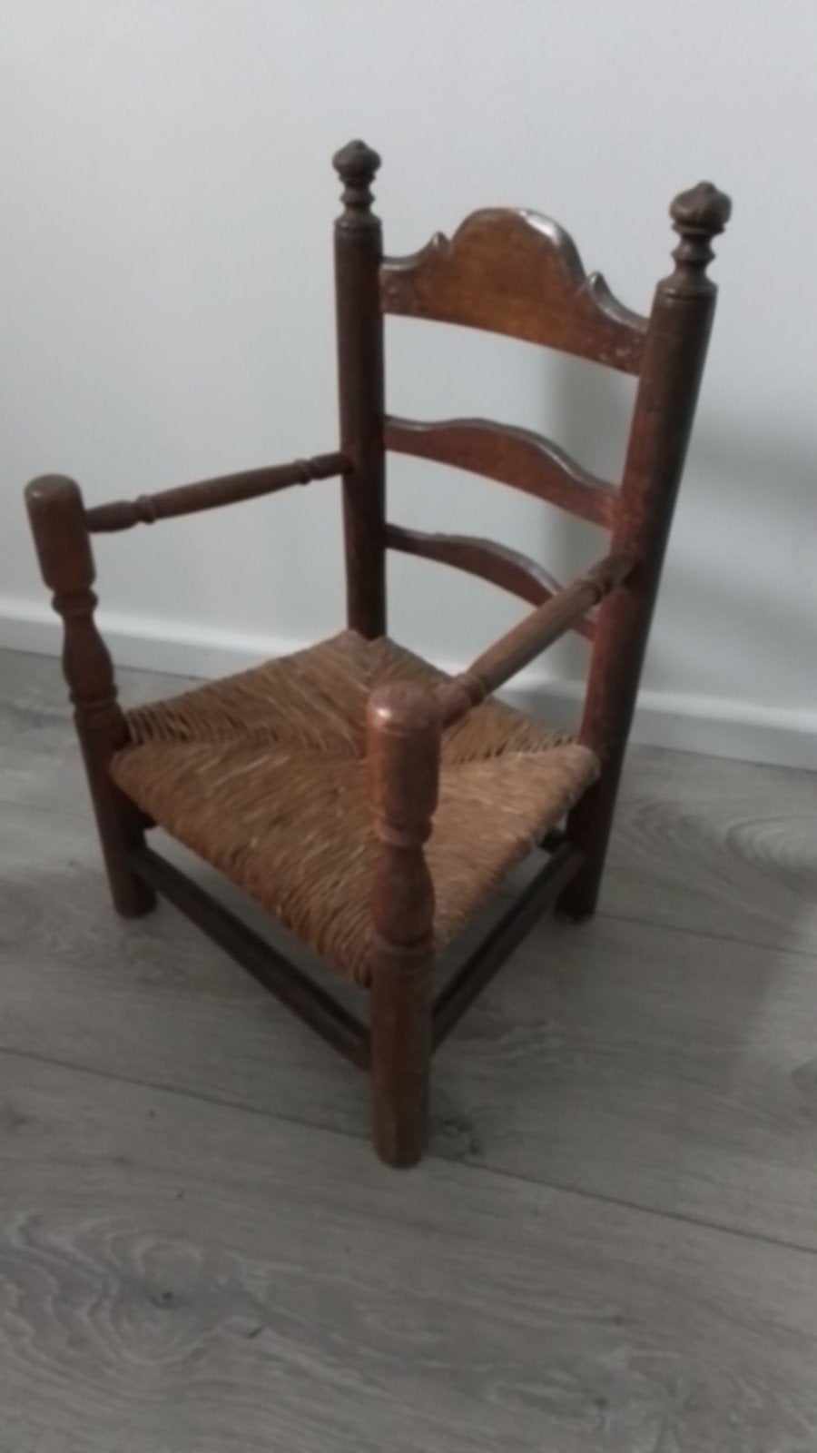 Vintage houten kinderstoel met rieten zitting, Ophalen, Gebruikt, Overige typen