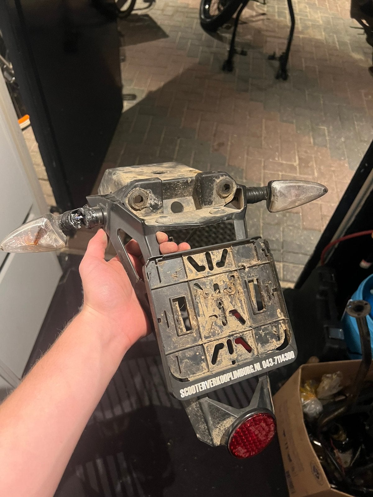 Aprilia/Derbi plaathouder, Ophalen of Verzenden, Gebruikt