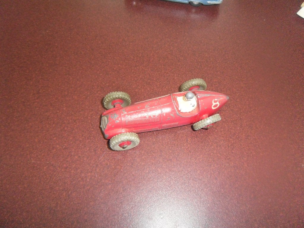 òud auto'tje dinky toys, alfa- romeo, meccano ltd, Hobby en Vrije tijd, Modelauto's | 1:43, Ophalen of Verzenden, Gebruikt, Auto