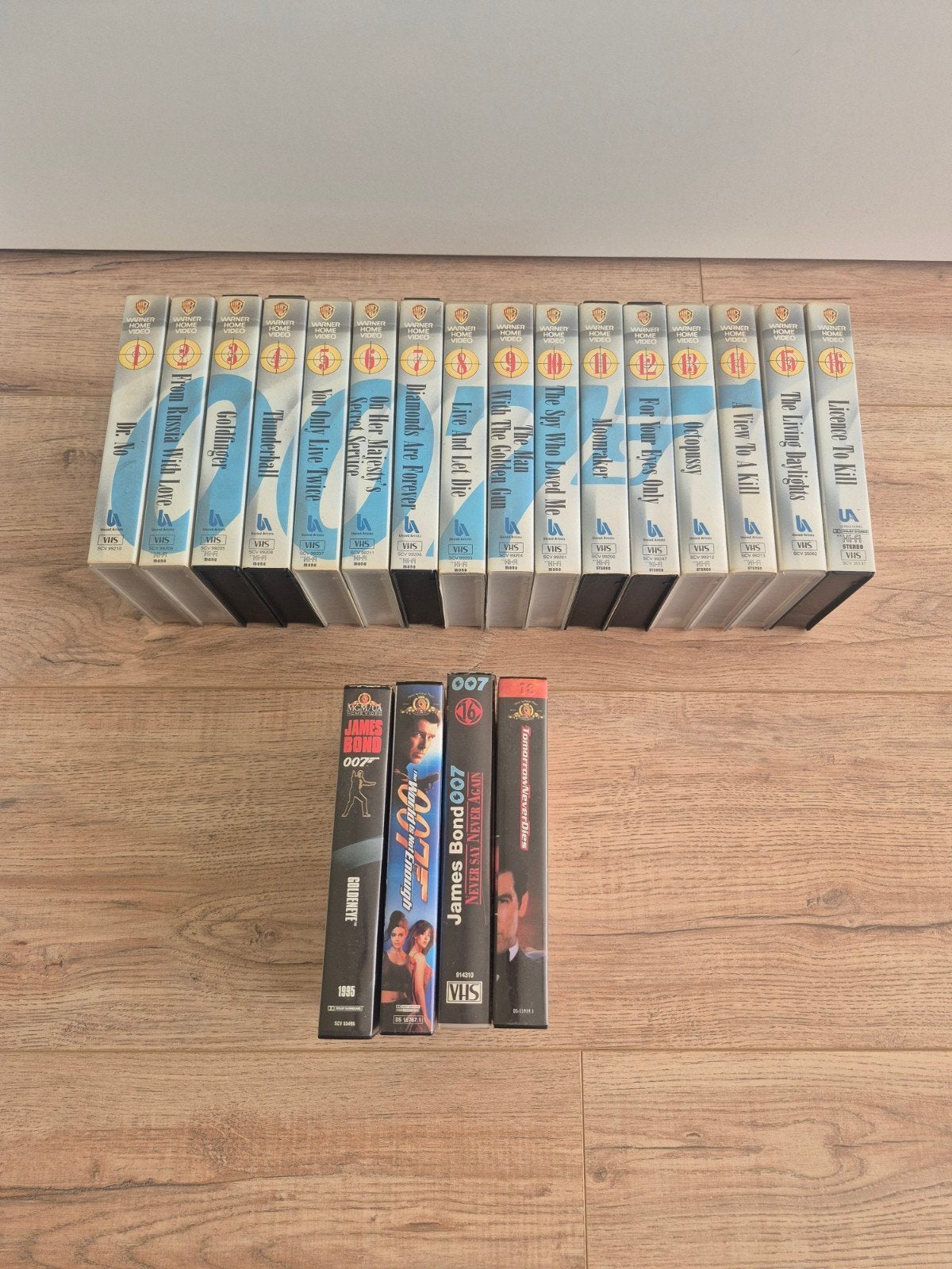 James Bond 007 VHS videobanden collectie voor verzamelaar, Cd's en Dvd's, VHS | Film, Vanaf 12 jaar, Verzenden, Gebruikt, Actie en Avontuur
