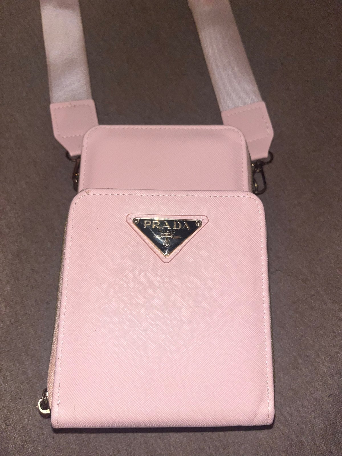Prada Telefoontasje Roze, Ophalen of Verzenden, Gebruikt, Roze, Schoudertasje