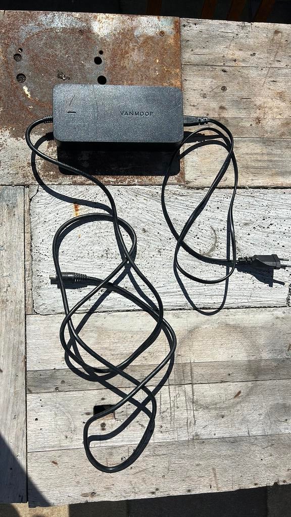 VanMoof S3/X3 oplader., Fietsen en Brommers, Gebruikt, Overige typen, Kunststof, Ophalen of Verzenden