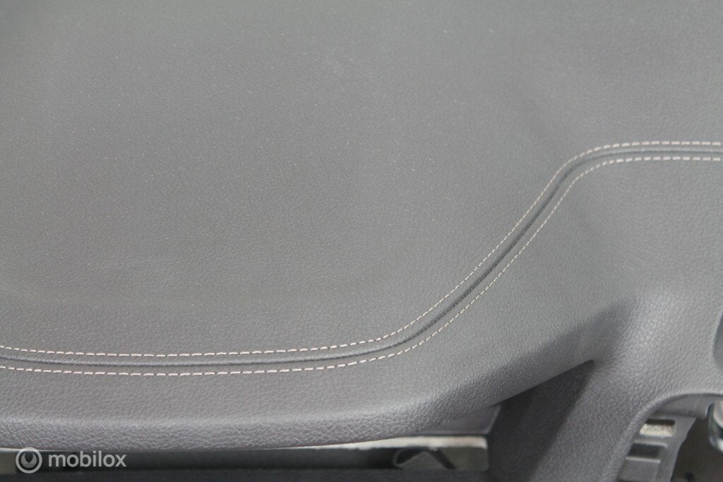 Dashboard M stiksels BMW 1 serie F20 F21 facelift 2011-2019, Gebruikt, Ophalen of Verzenden