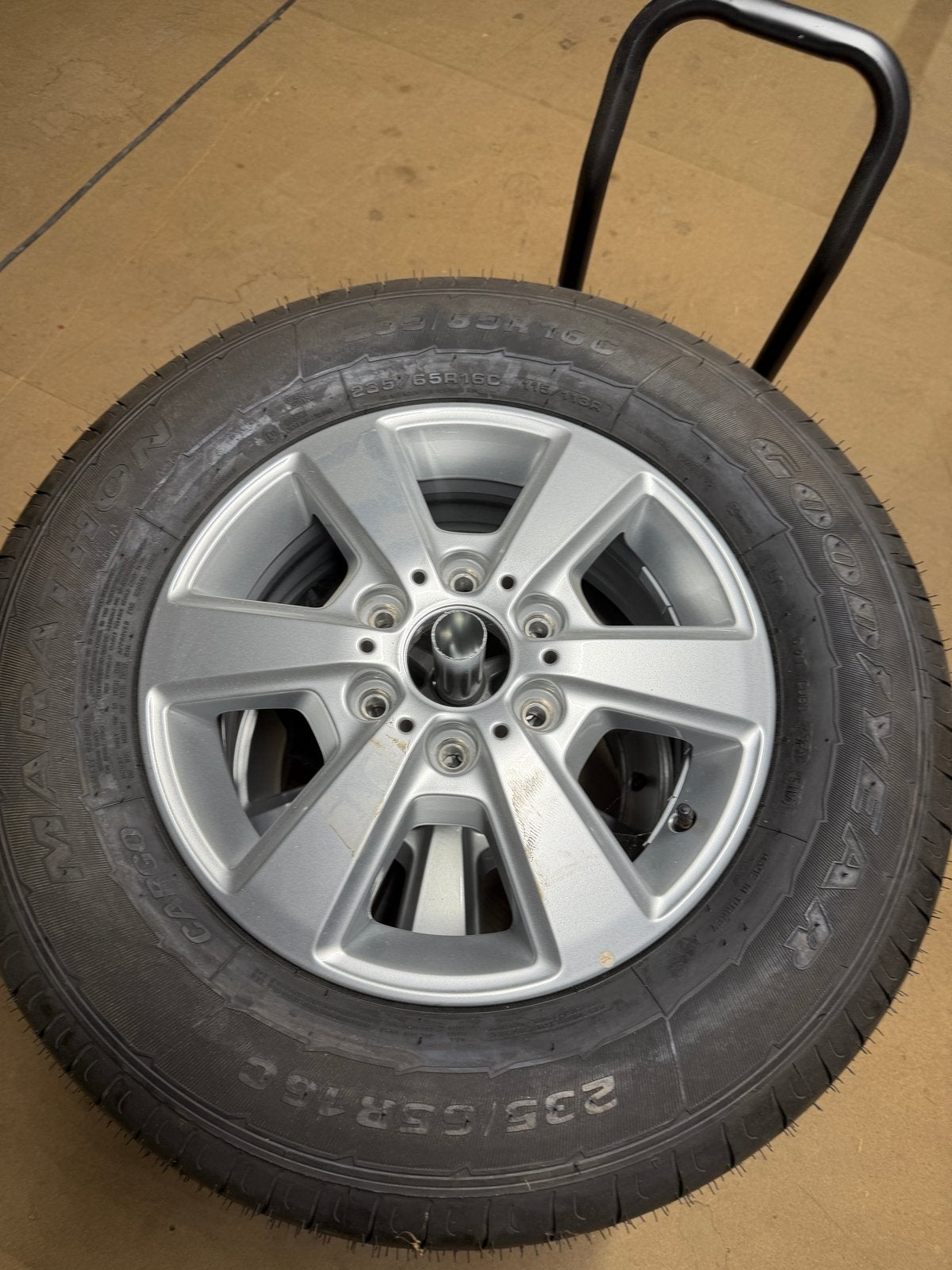 Reservewiel Mercedes Sprinter (2018+) - Goodyear Cargo, Ophalen, Gebruikt