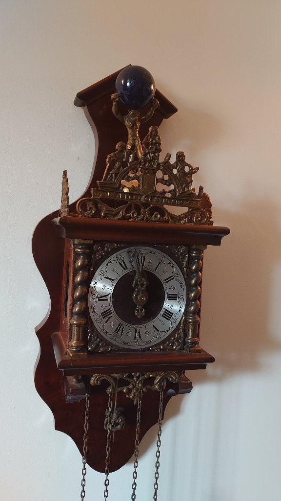 Klassieke Zaanse Wandklok–SBS Feintechnik Uurwerk, Ophalen of Verzenden