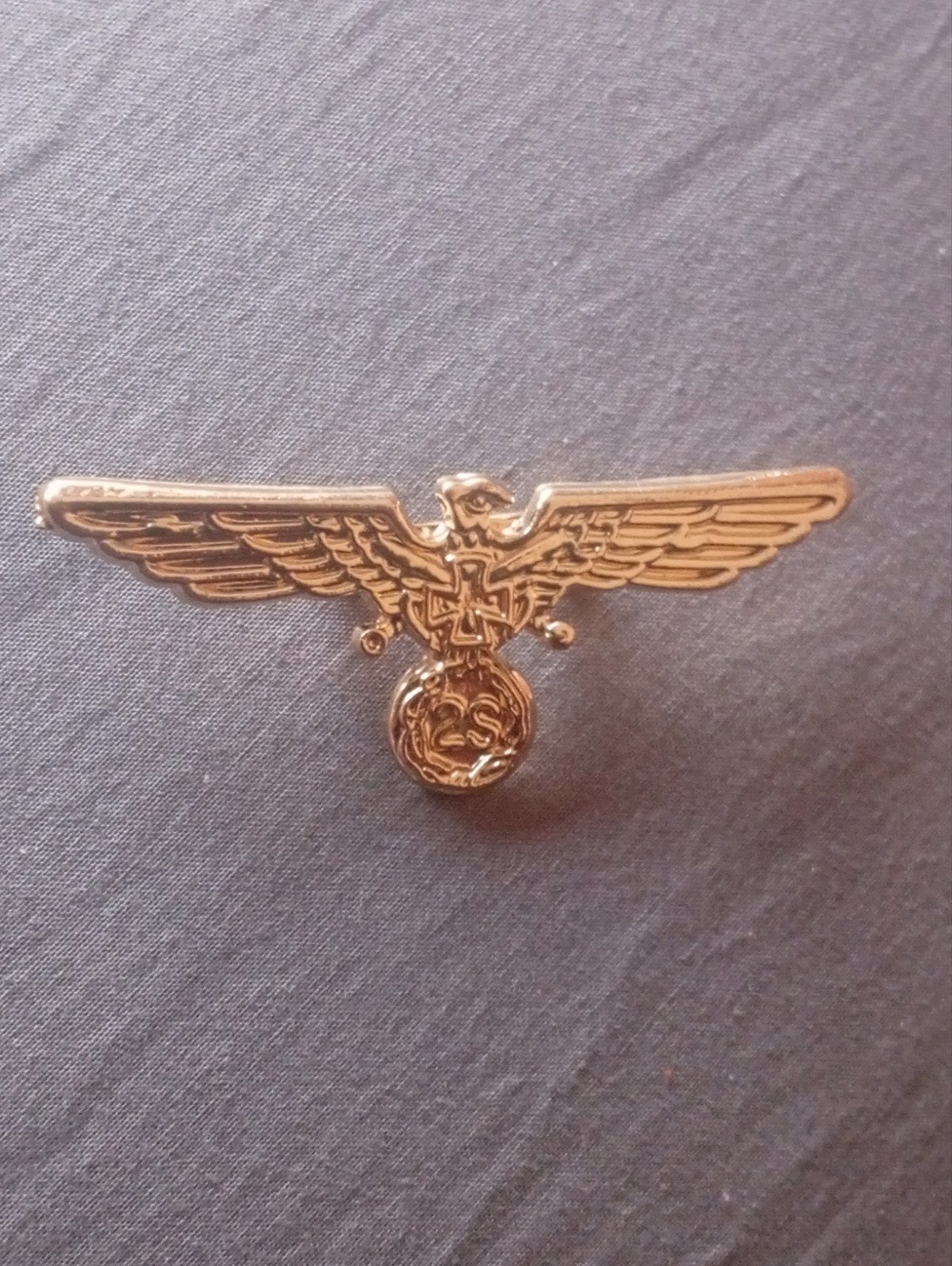 Gouden Duitse Adelaar S2 Reversspeld / Pin – Replica – Verza, Verzamelen, Ophalen of Verzenden, Duitsland, Embleem of Badge