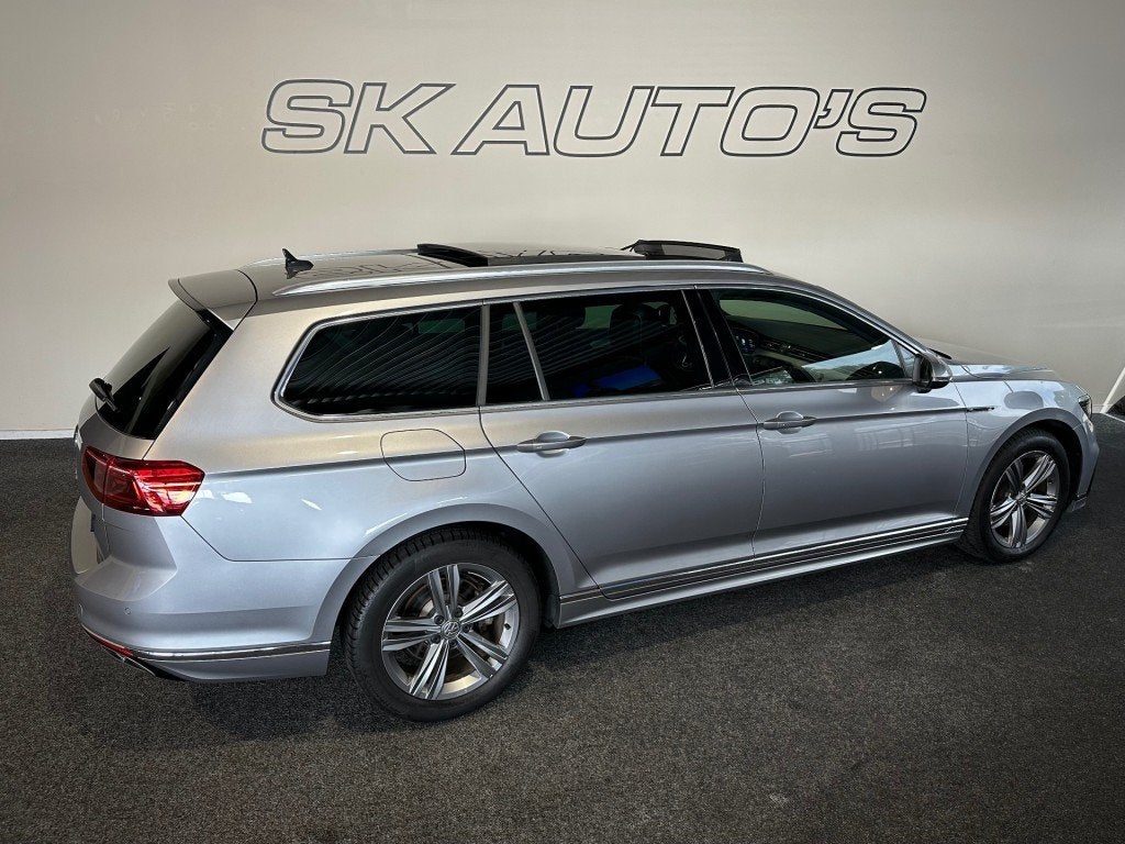 Volkswagen PASSAT 1.5 TSI ELEG.BNS R l PANORAMA l ERGO l ACC, Automaat, Euro 6, 4 cilinders, 1600 kg
