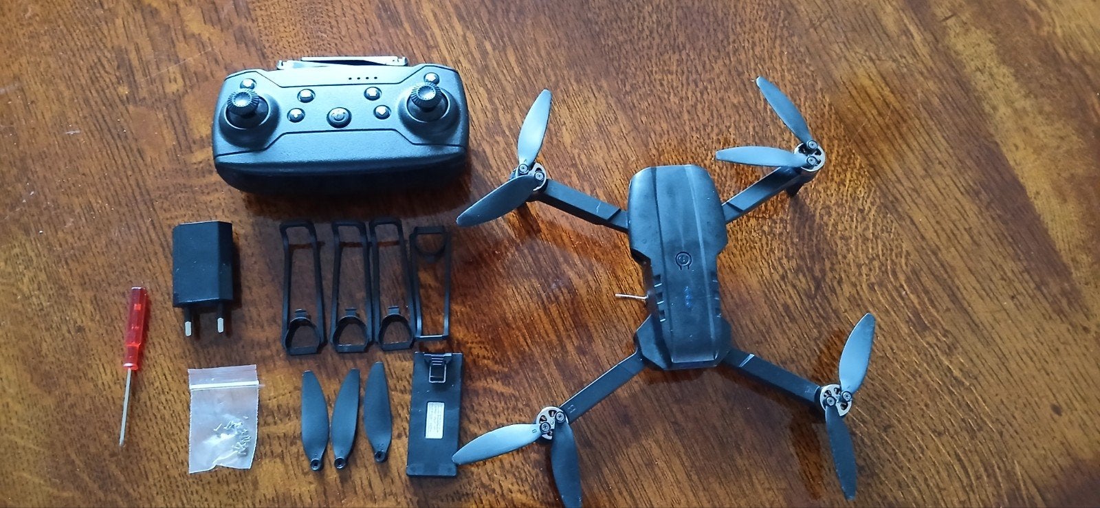 Gebruikte drone met camera en 1 accu - Leuk cadeau!, Verlichting, Gebruikt, Basiskwaliteit, 100 tot 1000 meter