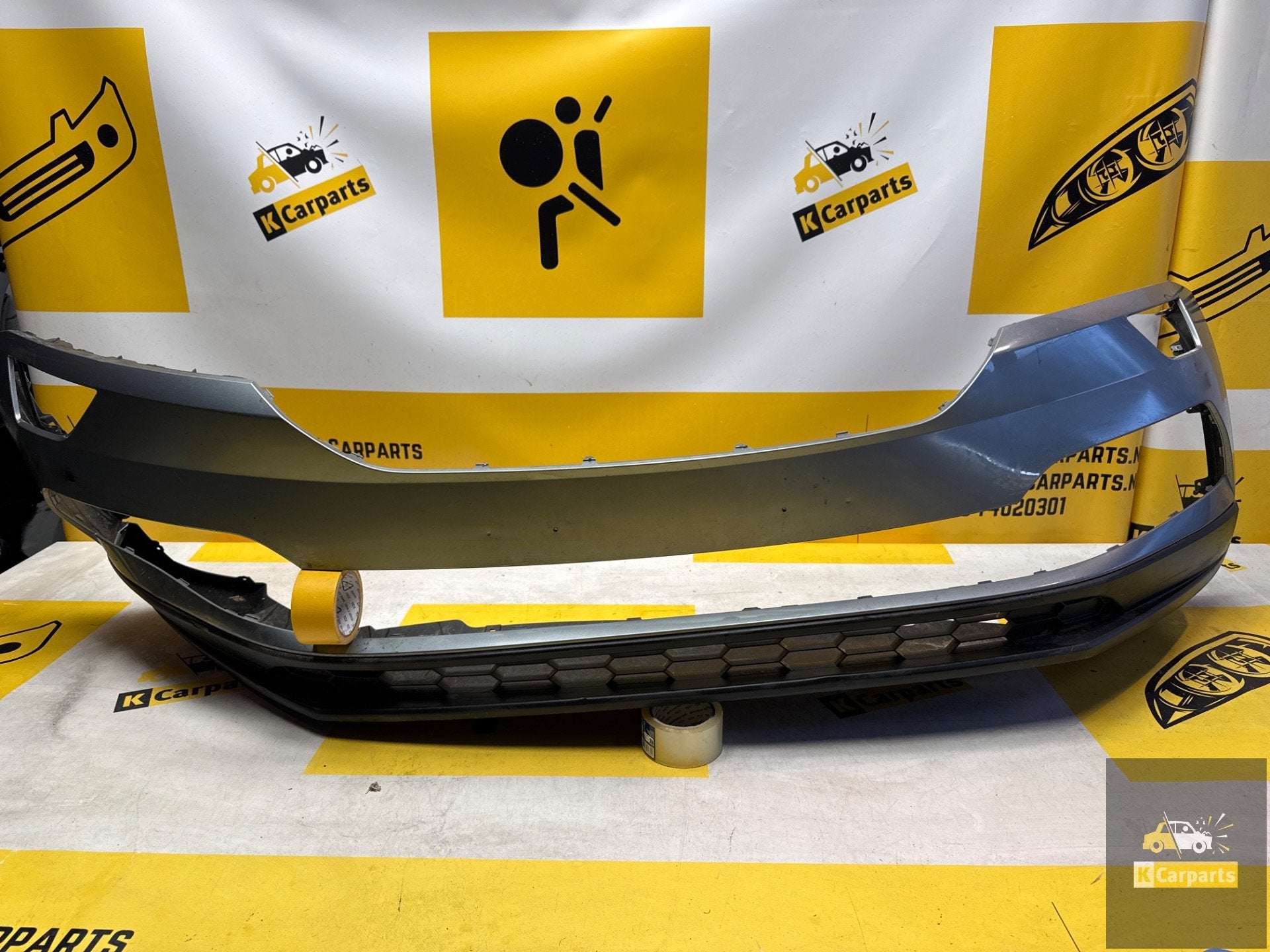 SKODA KAROQ VOORBUMPER Origineel 57A807221