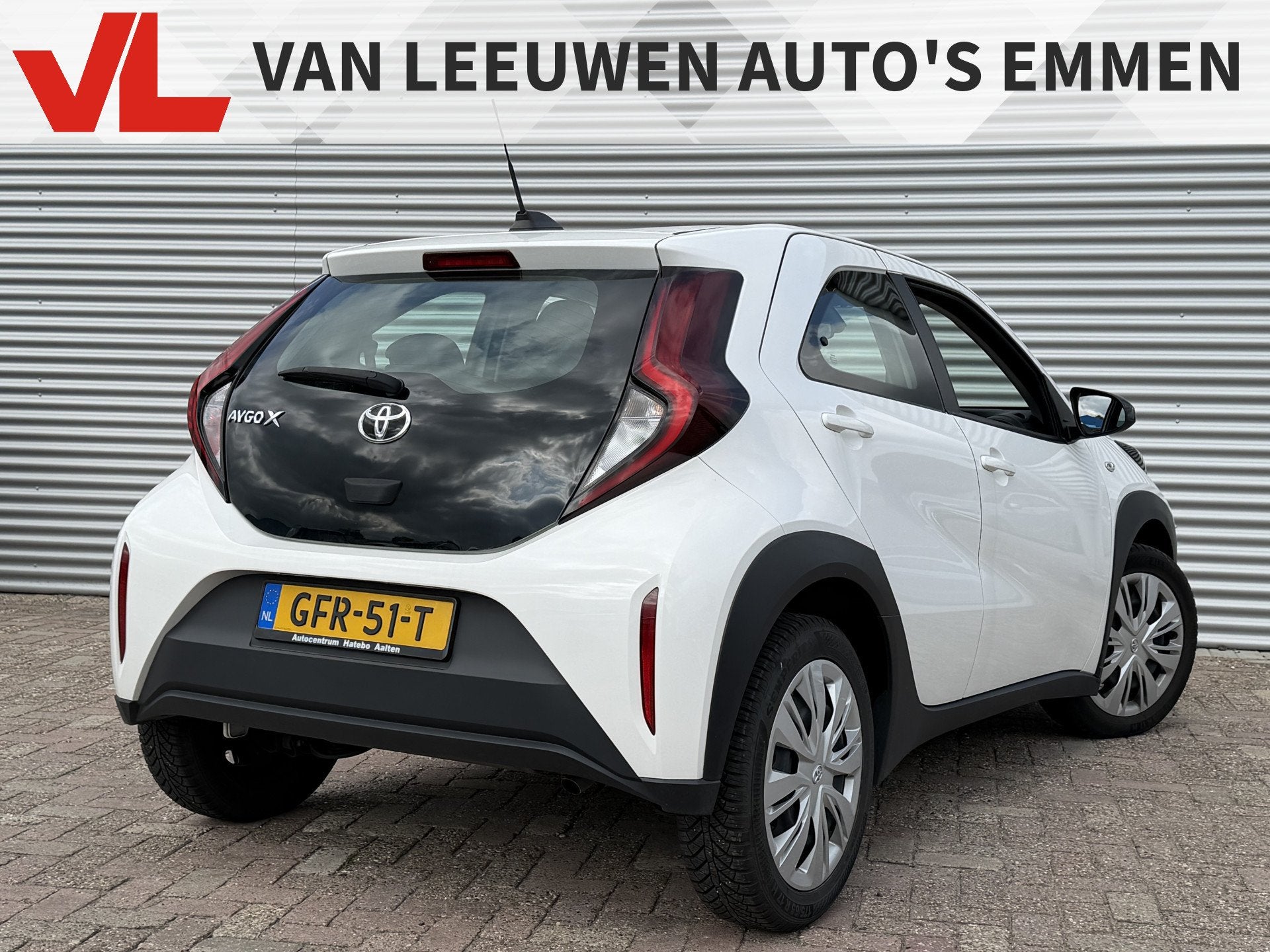 Toyota Aygo X 1.0 VVT-i MT | Nieuw Binnen! | Airco | Cruise, Auto's, Stof, Gebruikt, Met garantie (alle), 4 stoelen