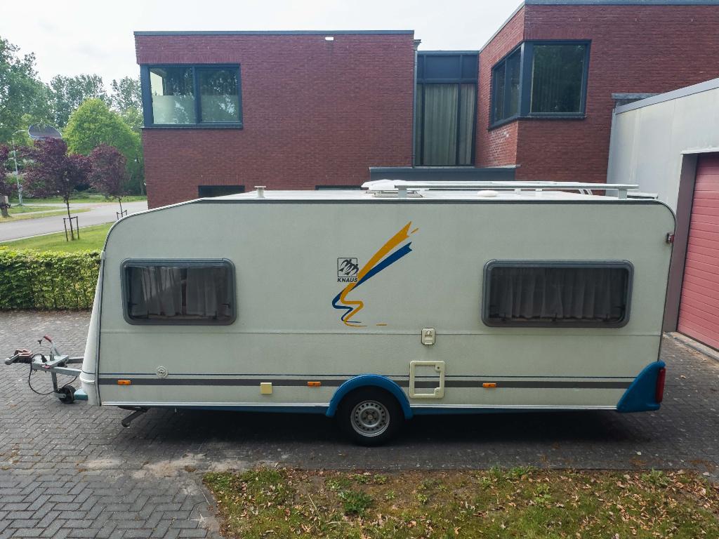 KNAUS 500 Blue Line incl. voortent - IN TOPSTAAT!!, Rondzit, Omvormbare zithoek, Particulier, 5 tot 6 meter