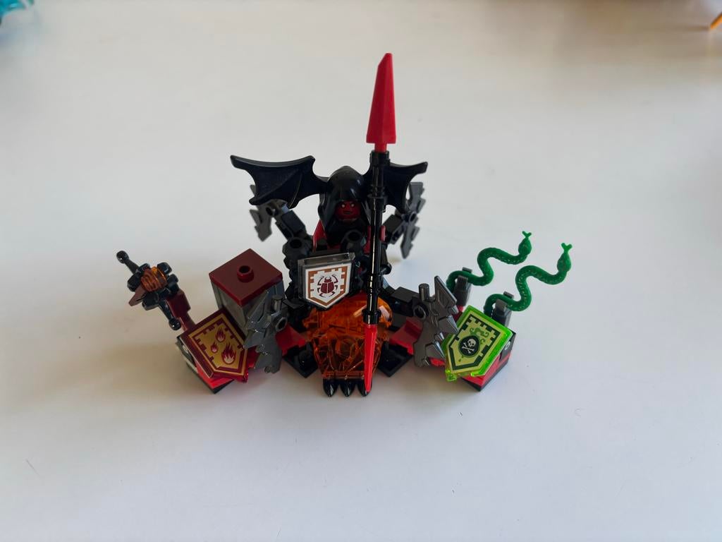 Lego Nexo Knights 70335 Ultimate Lavaria, Overige thema's, Lego, Ophalen of Verzenden, Zo goed als nieuw