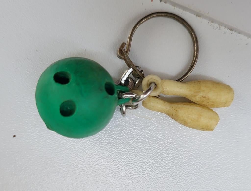 Sleutelhanger Bowling Bal en Kegels, Ophalen of Verzenden, Gebruikt, Sport