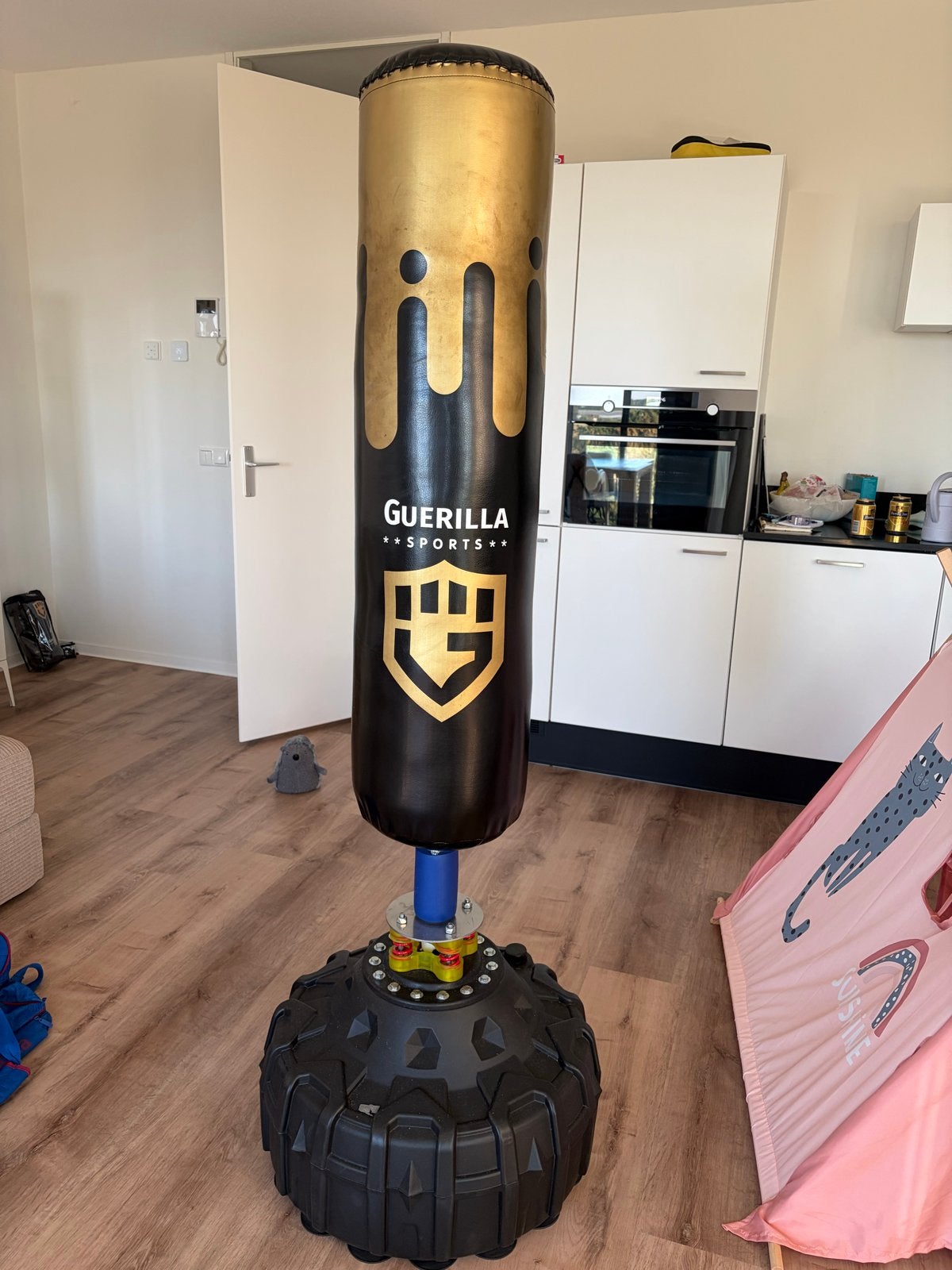 Guerrilla Sports Vechtsport Boksbal met Handschoenen en tape, Ophalen, Overige, Vechtsportmateriaal, Maat M
