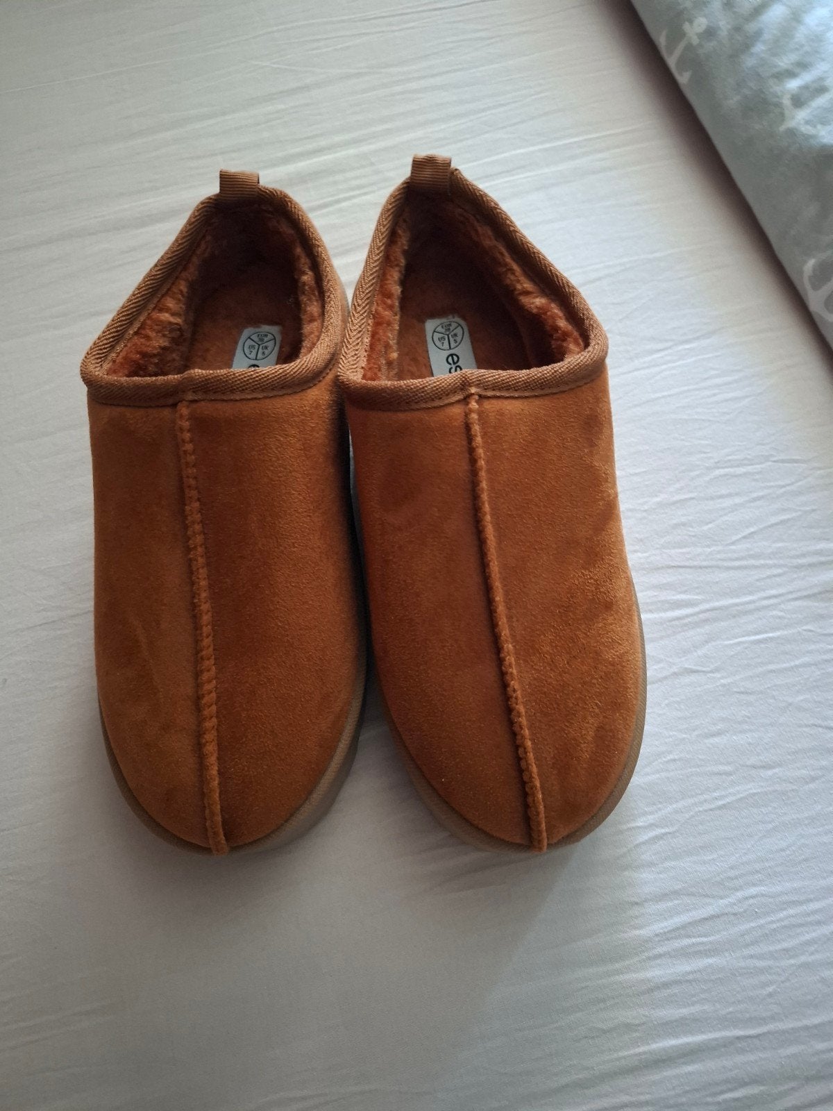 nieuwe sloffen., Ophalen of Verzenden, Nieuw, Pantoffels of Sloffen