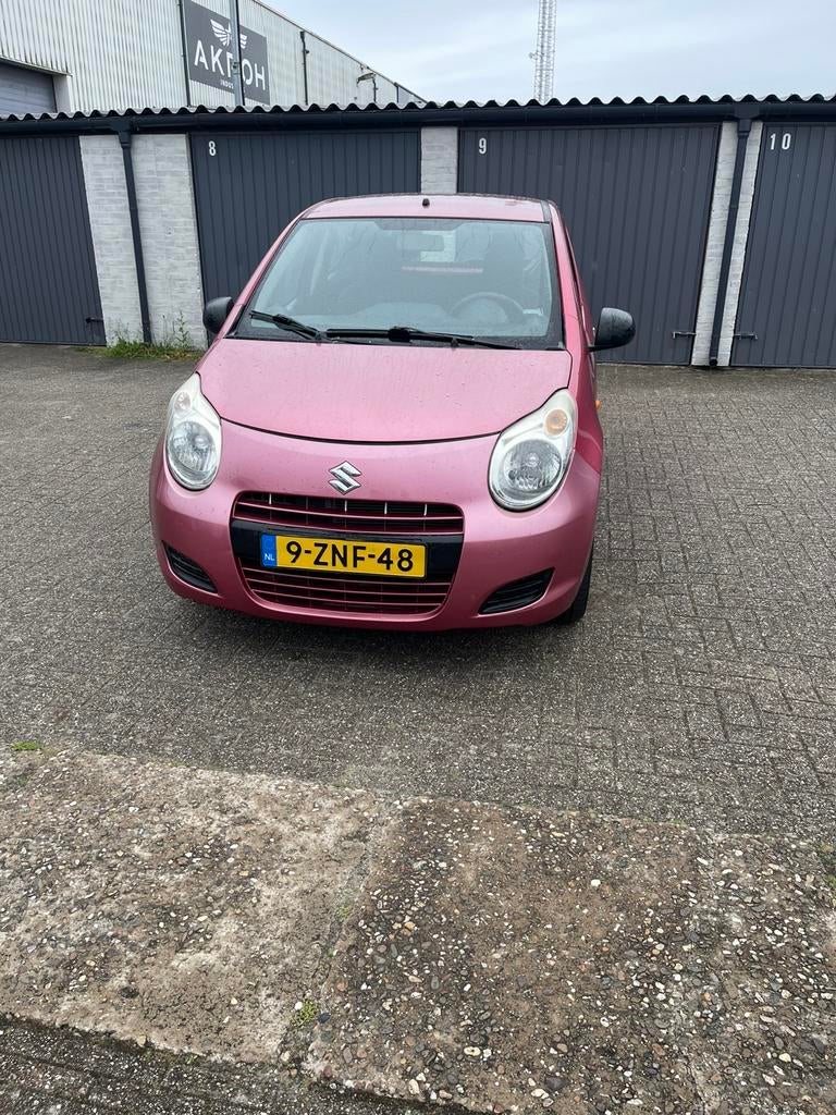 Suzuki Alto 1.0 2009 Rood airco apk nieuw goede auto, Auto's, Suzuki, Voorwielaandrijving, 200 kg, 4 stoelen, Bedrijf