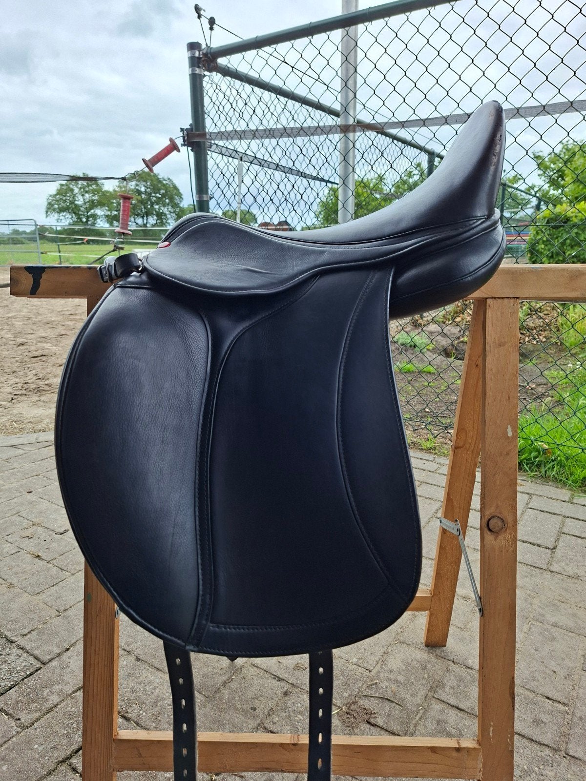 Edix Tudor boomloos dressuurzadel 17 inch, Ophalen, Dressuur
