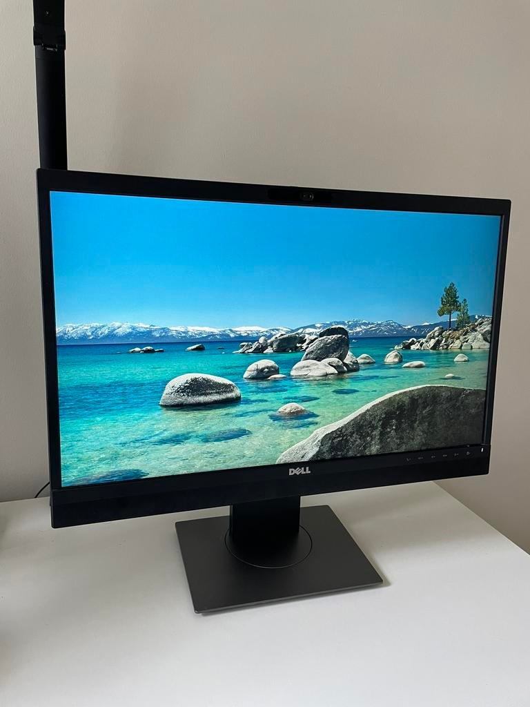 Dell P2418HZM 24" Monitor – Webcam + Speakers, Computers en Software, Monitoren, Ophalen, IPS, Full HD, Zo goed als nieuw
