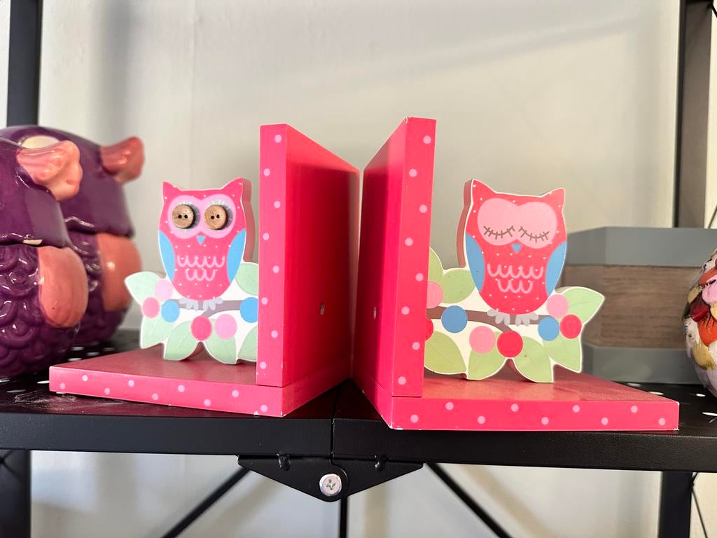 Leuke roze uiltjes boekensteunen met lichte beschadiging, Ophalen, Gebruikt, Roze, Hout