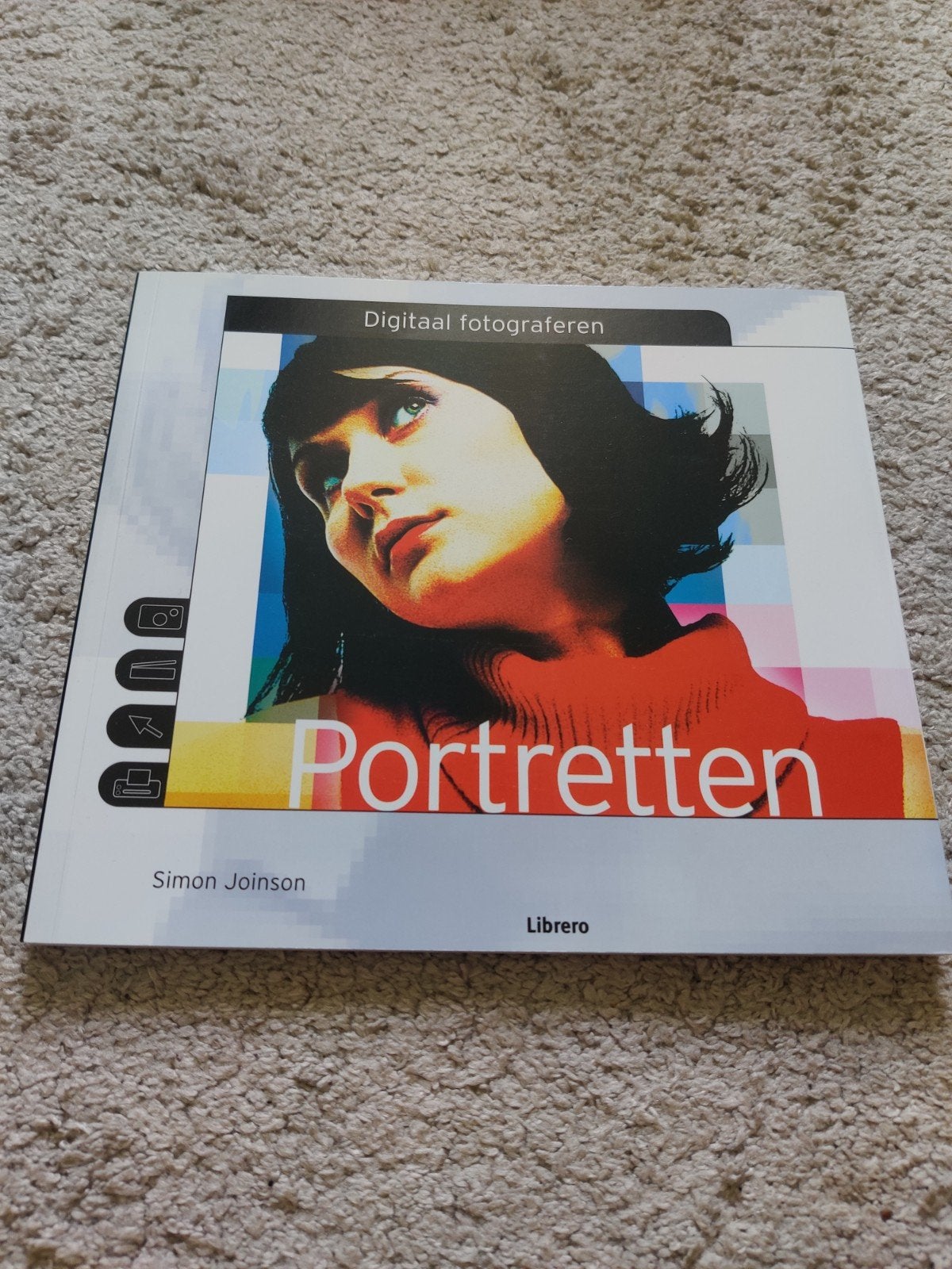 Boek: Digitaal Fotograferen - Portretten door Simon Joinson, Ophalen of Verzenden, Zo goed als nieuw, Fotografie algemeen, Simon Joinson