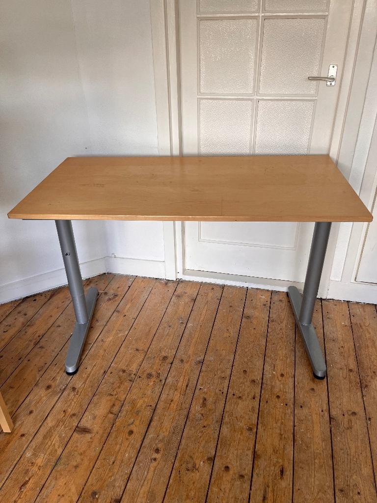 Bureau, Ophalen, Gebruikt, 120 cm, Metaal