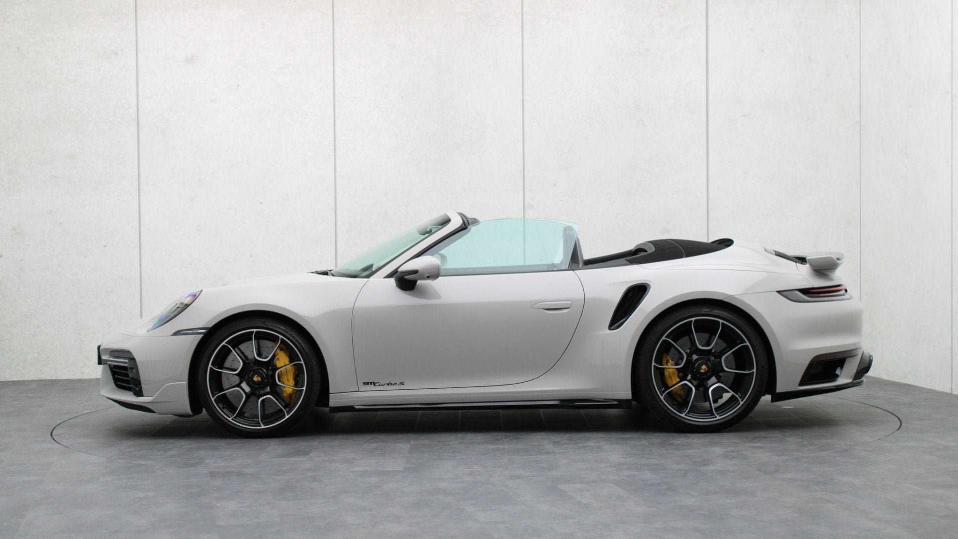 Porsche 911 Cabrio 3.8 Turbo S | Akrapovic | Burmester | Lif, Auto's, Porsche, 12 maanden, Gebruikt, 4 stoelen, Bedrijf