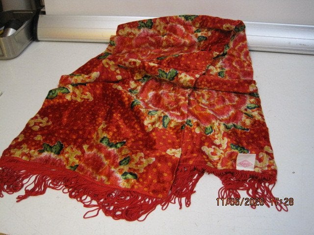 oilily sjaal 140 cm (395), Kleding | Dames, Oilily, Maat 46/48 (XL) of groter, Ophalen of Verzenden, Zo goed als nieuw