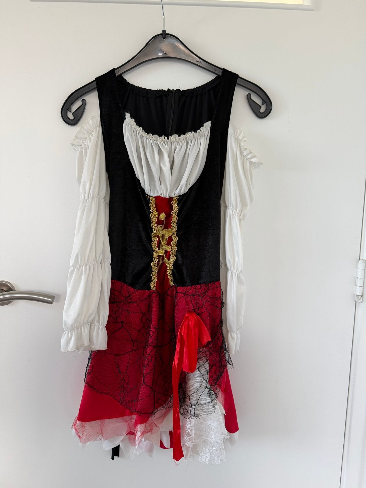 Piratenjurk Halloween/Carnaval - Maat S, Ophalen of Verzenden, Zo goed als nieuw, Halloween, Kleding