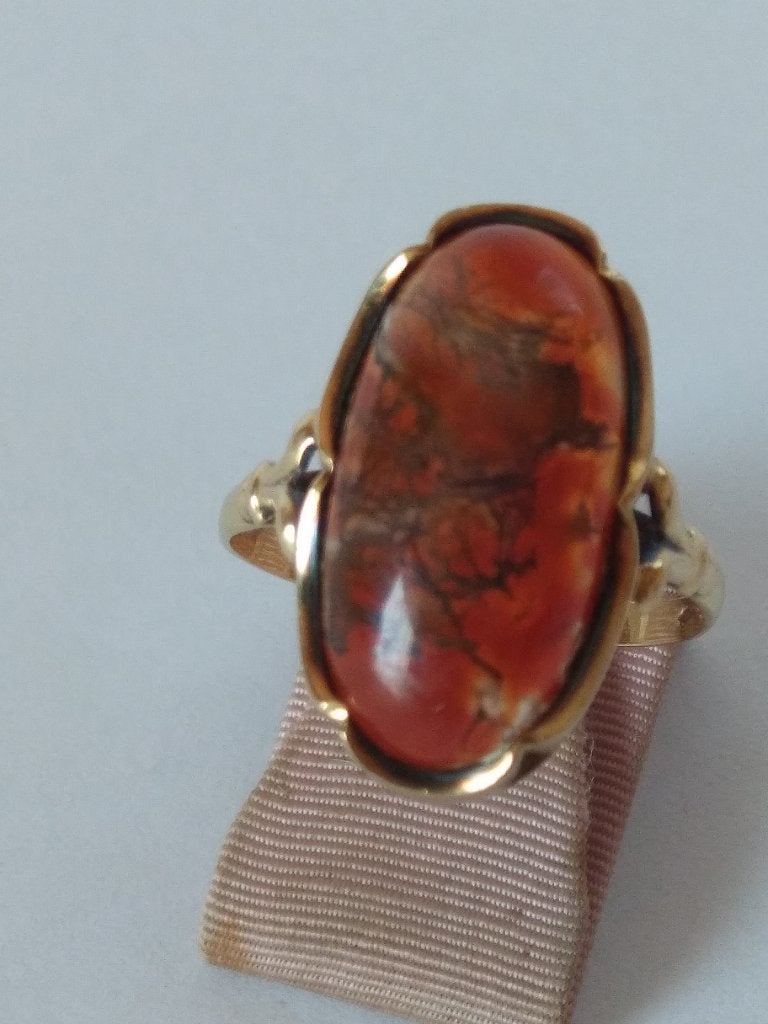 geelgouden RING (14k) maat 19 met ovale Mos-Agaat, VINTAGE, Gebruikt, 19 tot 20, Ophalen of Verzenden, Met edelsteen