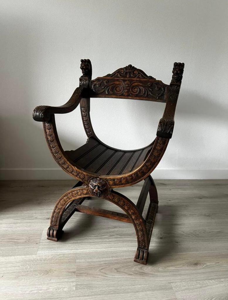Vintage renaissance stoel | Savonarola stijl, Antiek en Kunst, Ophalen