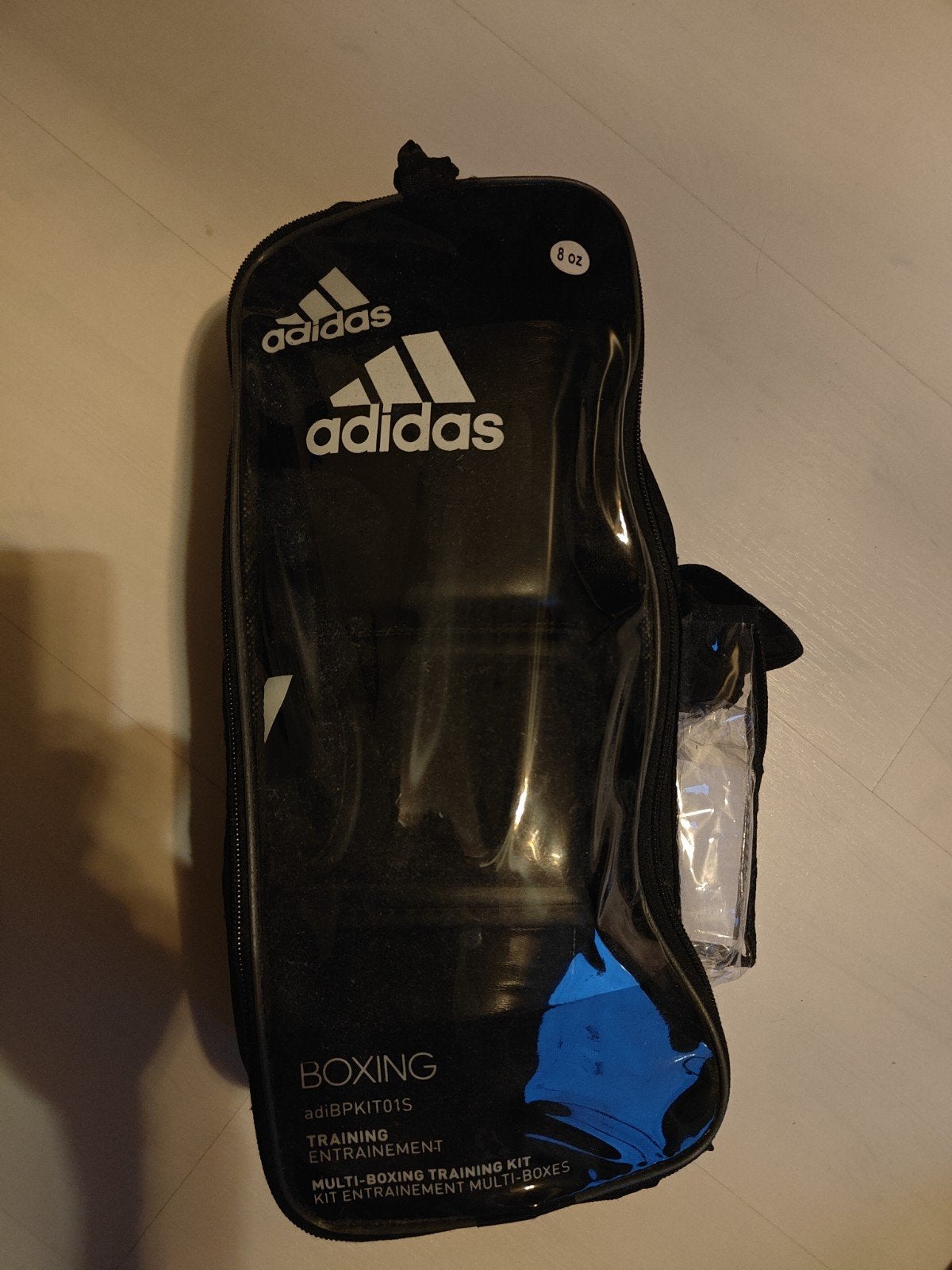 nieuwe Adidas boks set 8oz, Sport en Fitness, Boksen, Ophalen, Nieuw, Bokshandschoenen