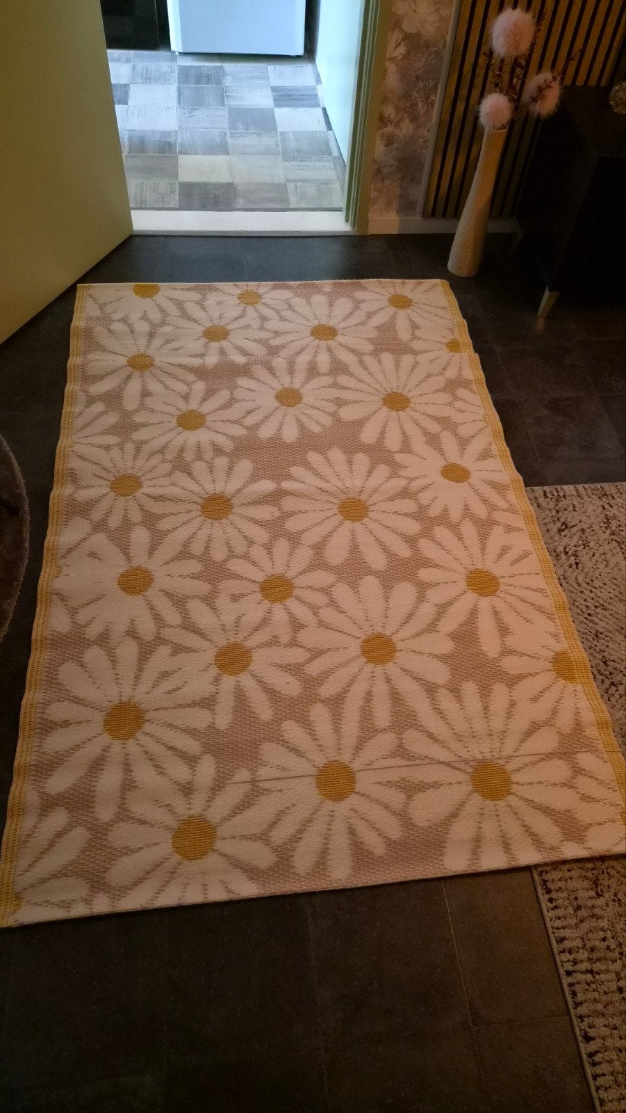 Vrolijke bloemen buitenkleed, Ophalen, Nieuw, Rechthoekig, Bloemen, Speels, Modern