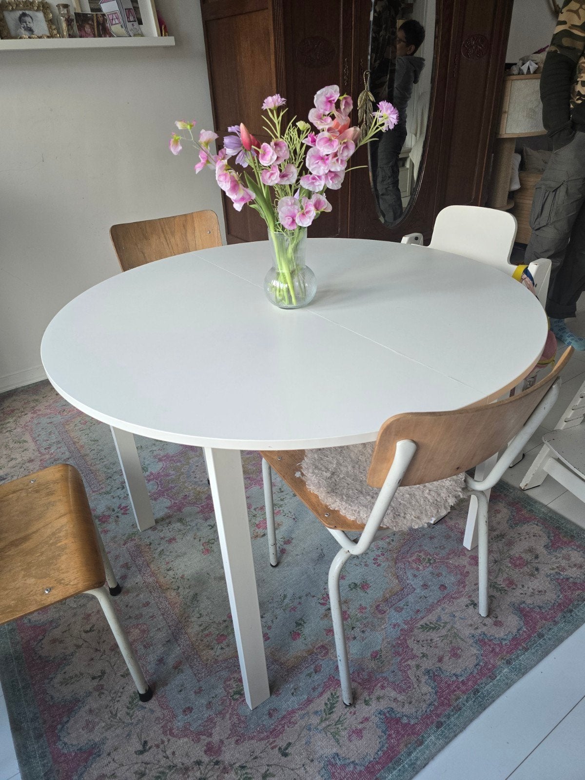 Ikea Vihals ronde witte eettafel, Ophalen, Gebruikt, Rond, Vier personen