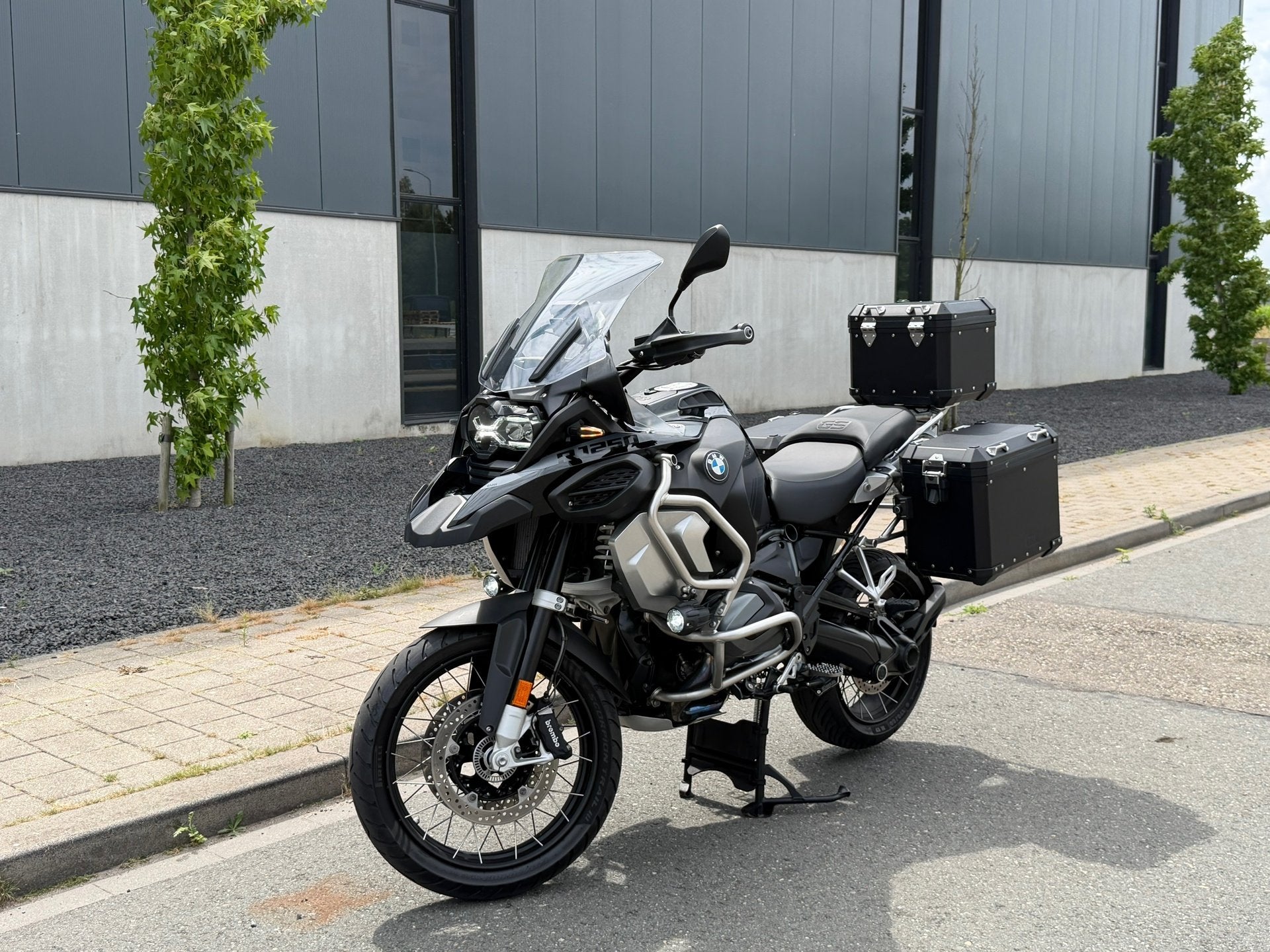 BMW All-Road R 1250 GS Adventure Triple Black 2024 Alle opti, Motoren, Motoren | BMW, 1254 cc, Bedrijf, Handvatverwarming, Meer dan 35 kW