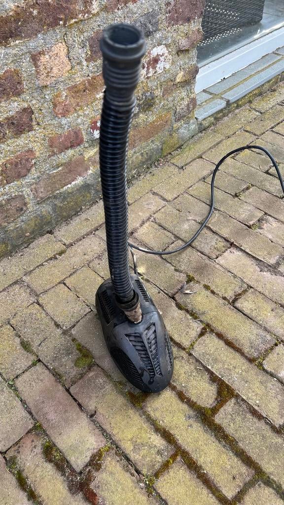 Vivaria vijver pomp Vario N-2000 - 2000L/h, Ophalen, Gebruikt, Elektrisch, Overige typen