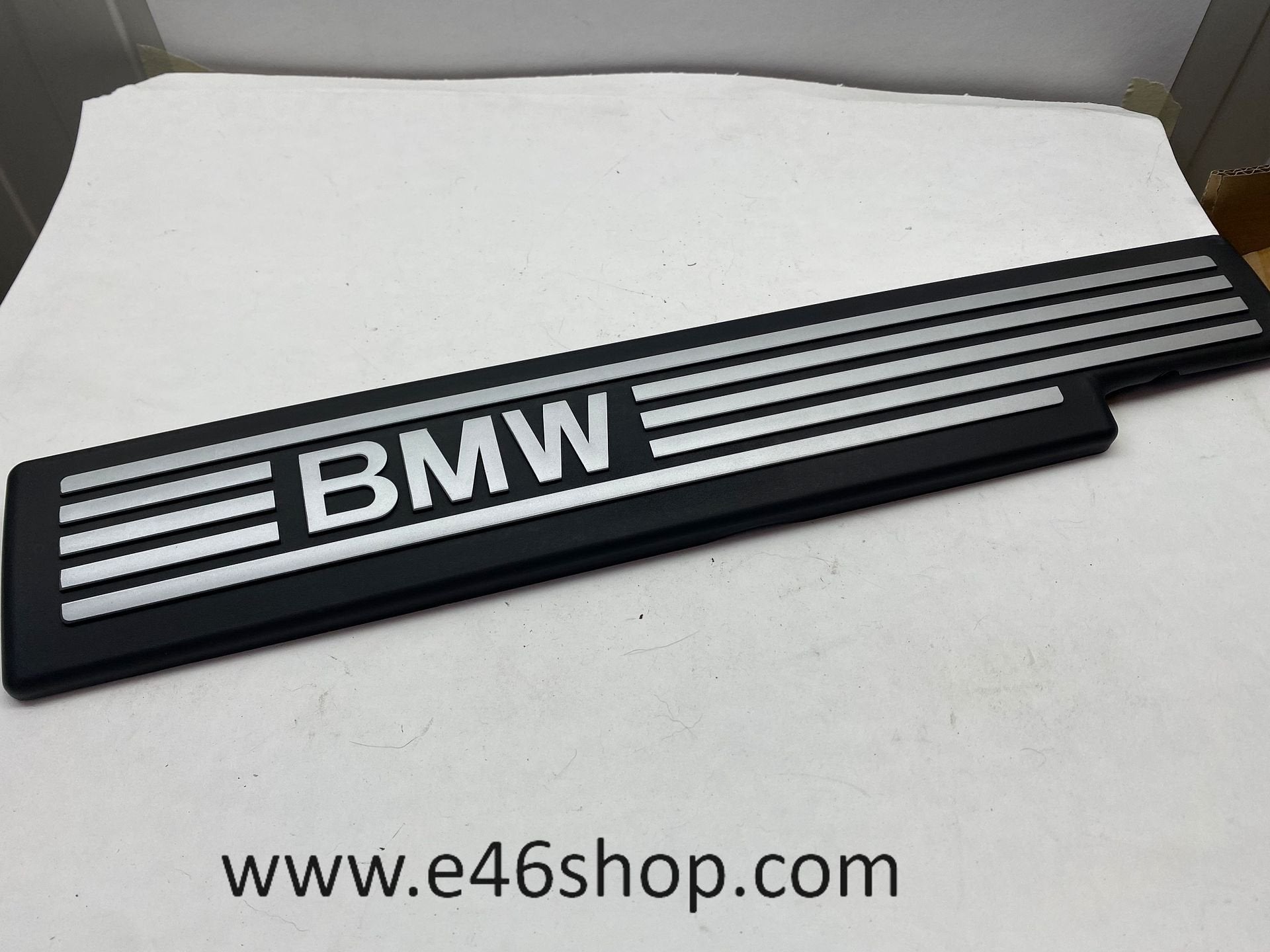 BMW AFDEKPLAAT N52 MOTOR OE 11617535847 NIEUW, -, -, Nieuw, Ophalen of Verzenden