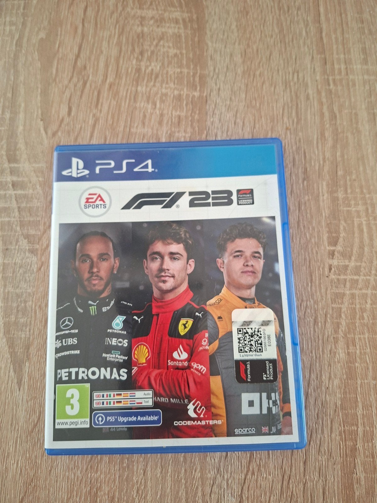 f1, Spelcomputers en Games, Ophalen, 1 speler, Racen en Vliegen, Zo goed als nieuw