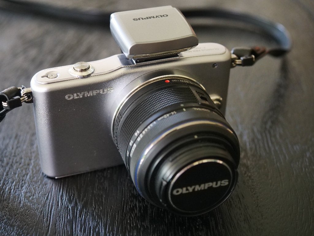 Olympus Pen E-PM1 met lens en flitser, 12 Megapixel, Compact, Ophalen of Verzenden, Zo goed als nieuw