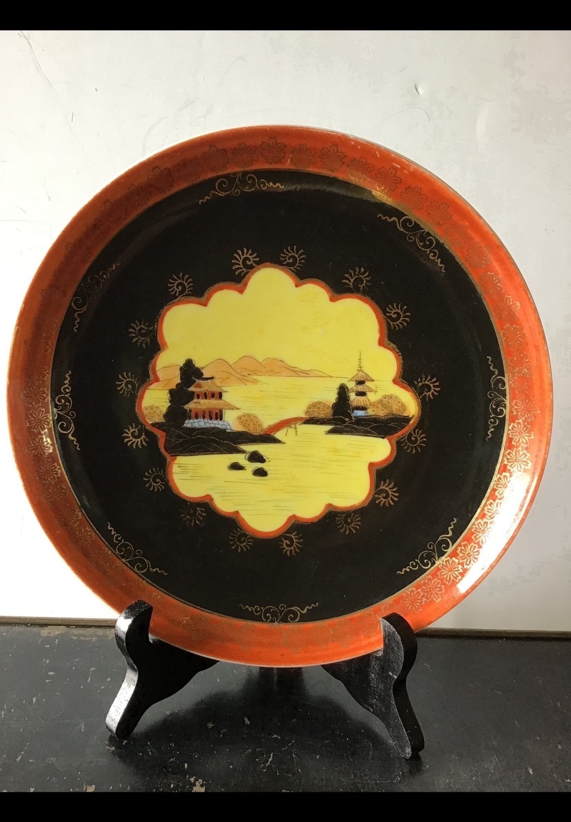 Mooi oud Japans (?) bordje v porselein. Diam 21,7 cm. Tempel, Ophalen of Verzenden