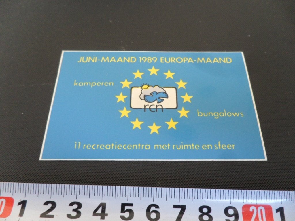 sticker juni-maand 1989 europa-maand kamperen RCN, Ophalen, Zo goed als nieuw