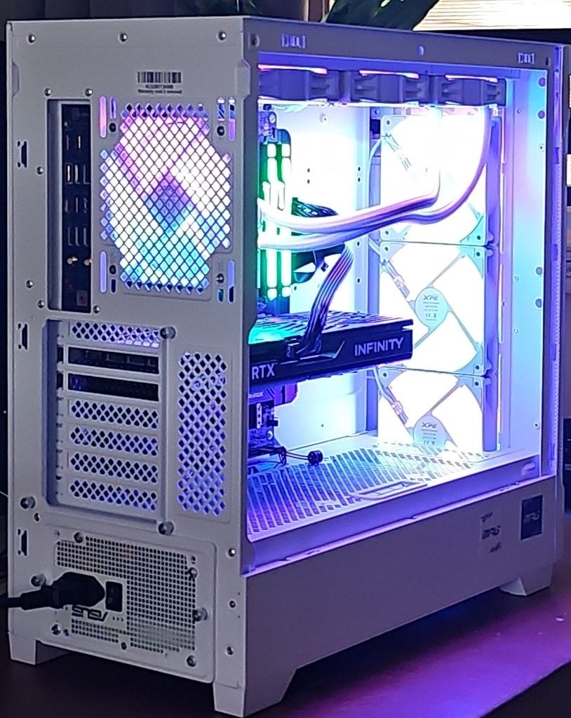 MULTIMEDIA & GAMEPC R7 7800X3D/2TBM.2/32GBDDR5/RTX5060Ti 16G, 32 GB, Zelf gebouwde pc, Ophalen of Verzenden, Zo goed als nieuw