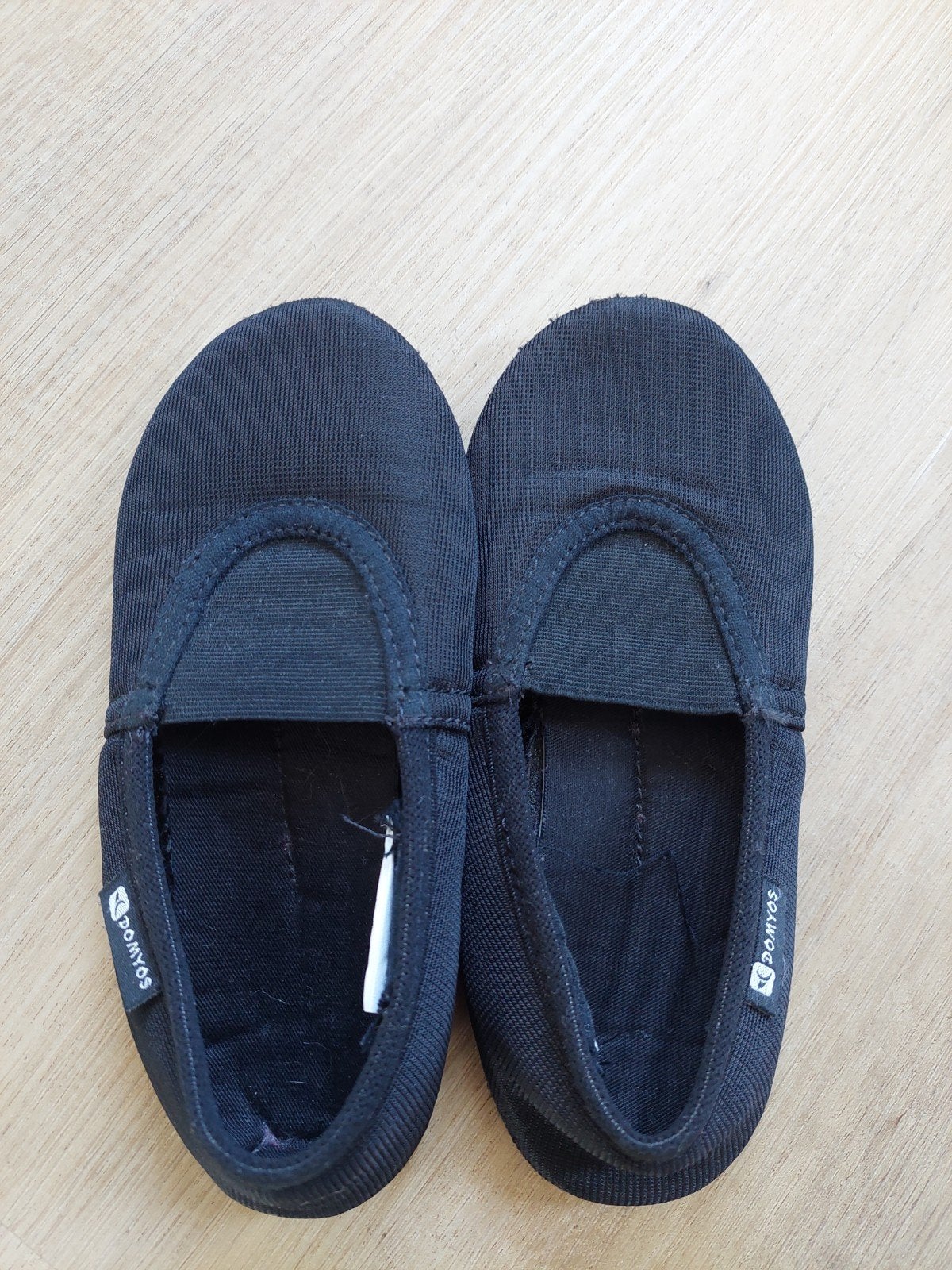 Zwarte turnschoenen maat 29 - Domyos, Kinderen en Baby's, Jongen of Meisje, Schoenen, Ophalen of Verzenden, Domyos