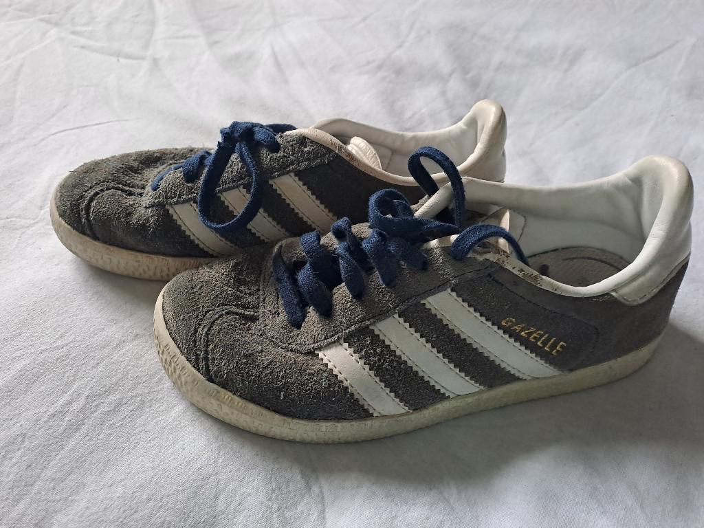 Adidas schoenen maat 30, Adidas, Gebruikt, Schoenen, Ophalen of Verzenden