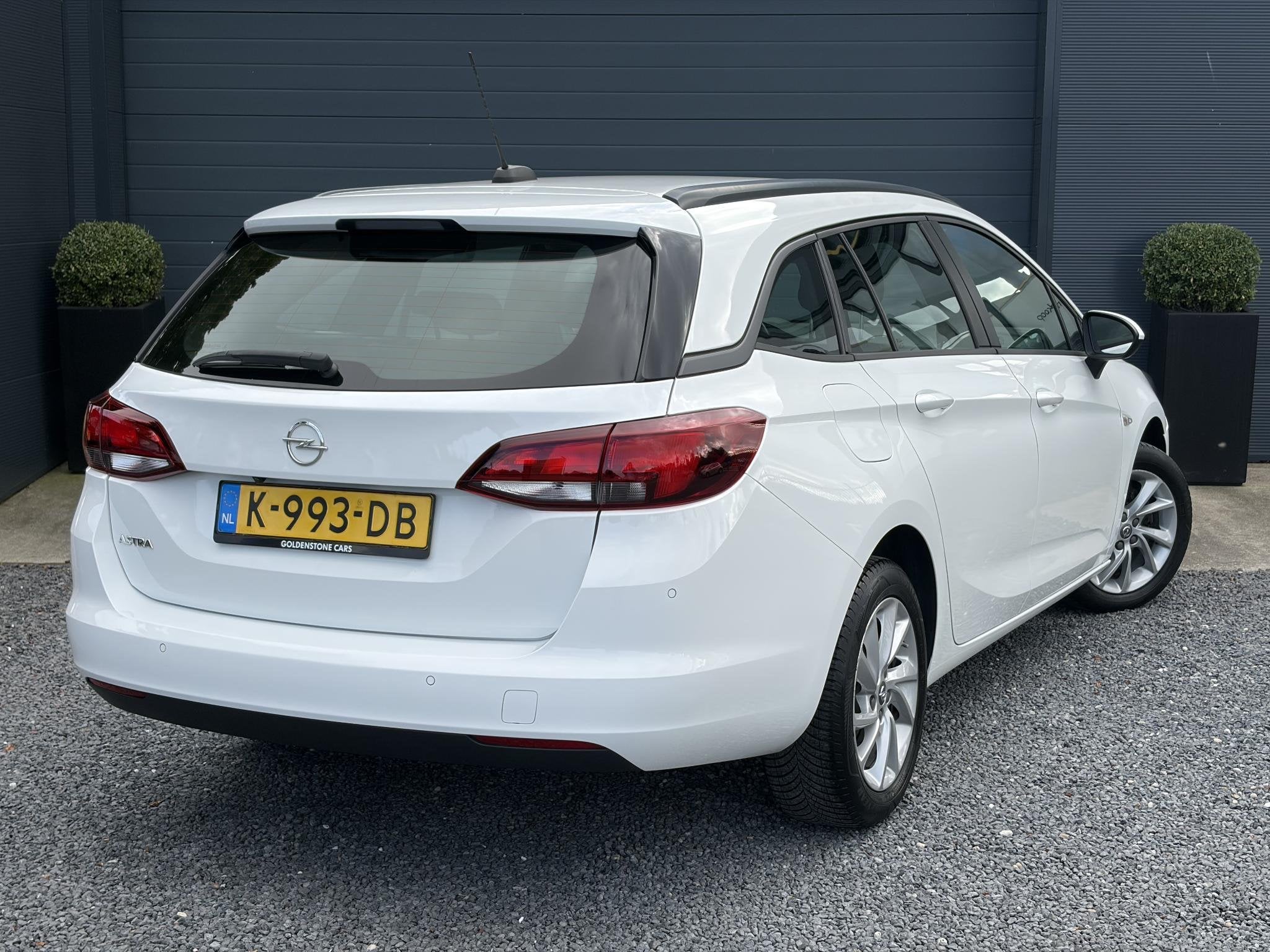 Opel Astra Sports Tourer 1.2 Edition ✓Camera ✓110pk✓2e, Auto's, Voorwielaandrijving, Stof, Gebruikt, 1199 cc