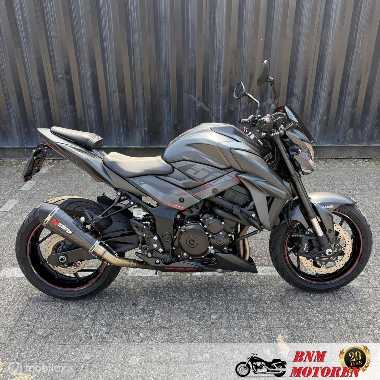 Suzuki GSX S750A, Bedrijf, 749 cc, Meer dan 35 kW, Toermotor