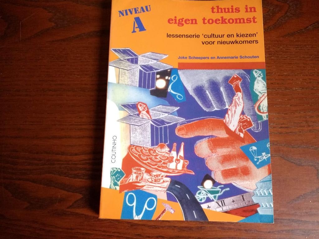 NT2 Thuis in eigen toekomst cursistenboek niveau A, Ophalen of Verzenden, Alpha, Zo goed als nieuw