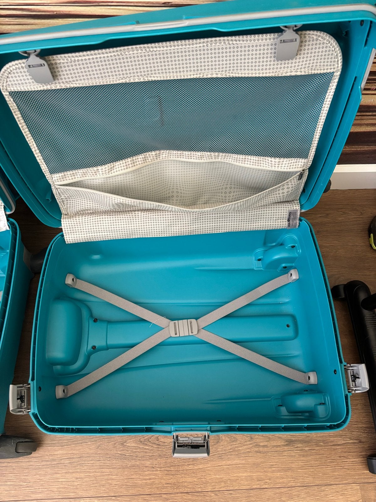 Samsonite Spinner Koffers - 68cm en 75cm Set, Sieraden, Tassen en Uiterlijk, Koffers, Ophalen, Gebruikt, Hard kunststof, 45 tot 55 cm