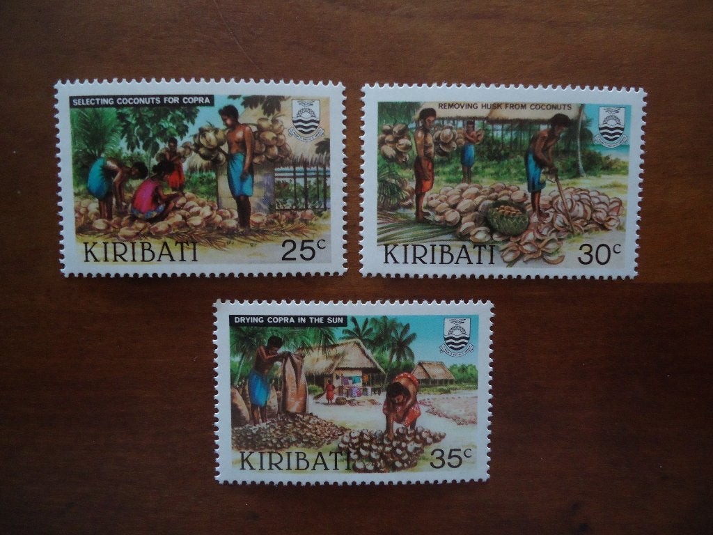 Flora kokosnoot kopra Kiribati 1983, mi. 427-29 postfris, Ophalen of Verzenden, Postfris, Dier of Natuur