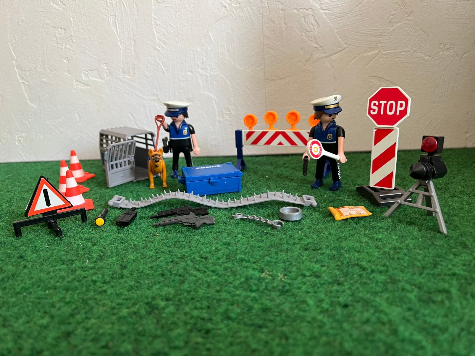 Playmobil 6924. Politie straatblokkering, Ophalen of Verzenden, Zo goed als nieuw