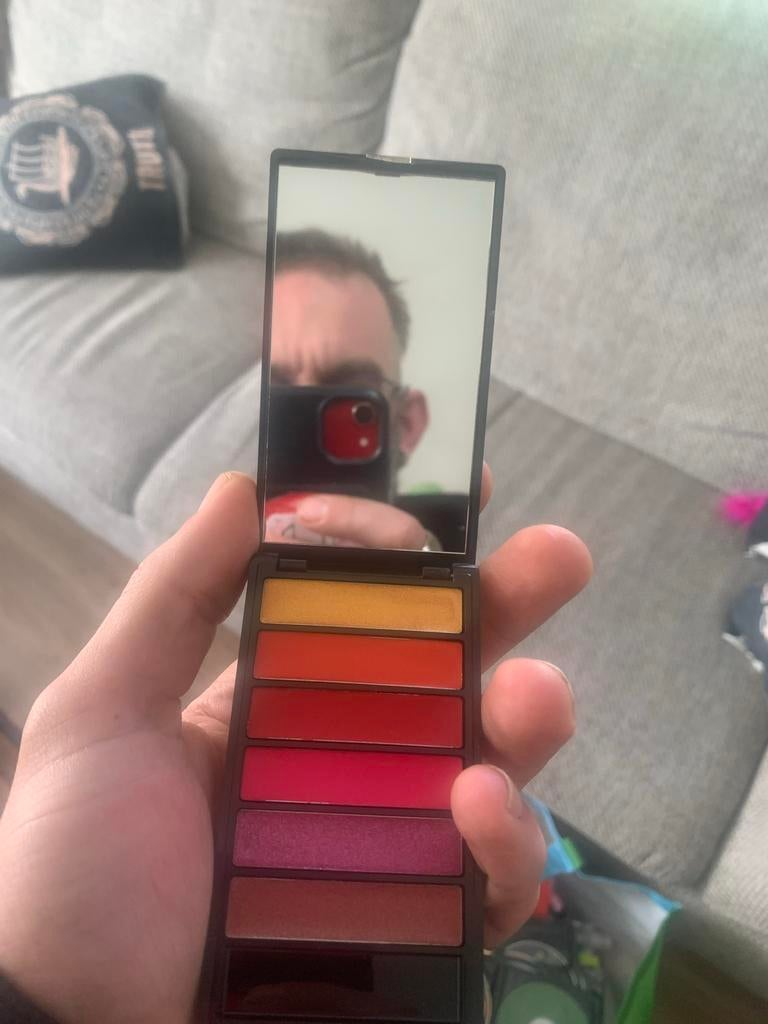 Nieuw L'Oréal Color Riche La Palette Extravaganza Lippen, Nieuw, Ophalen of Verzenden, Make-up, Overige kleuren